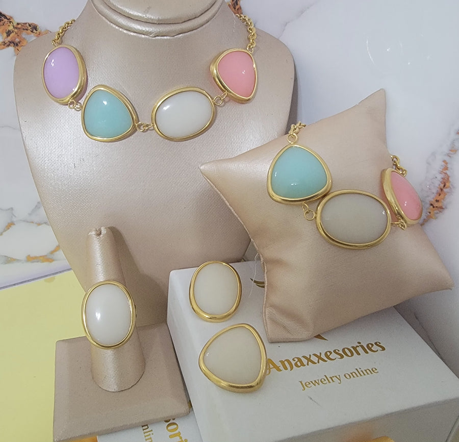 Multicolor set