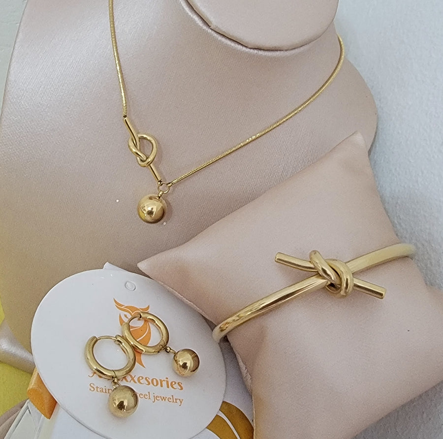 Knot of love
