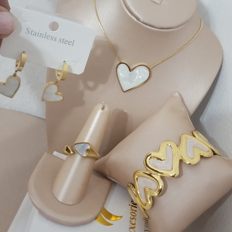 Golden heart set