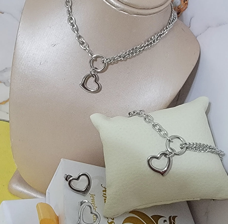 Silvery heart set