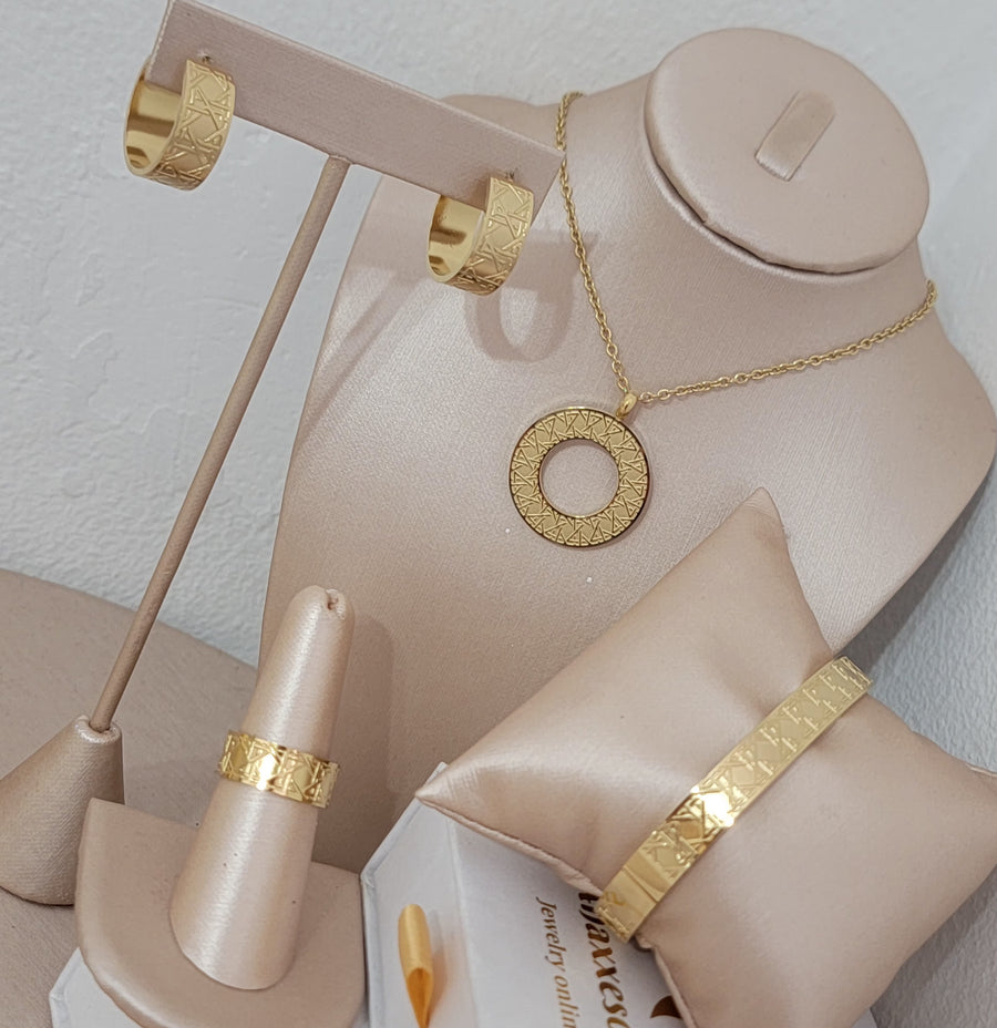 Alina set