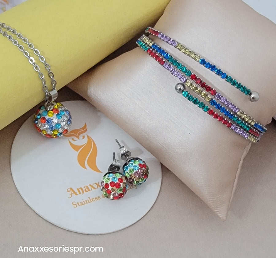 Silvery cristales set